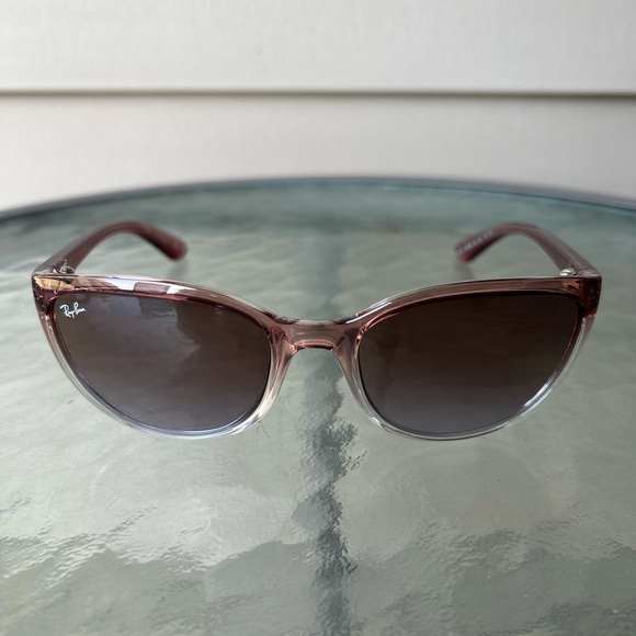 Ray-Ban - Picture 2 of 3